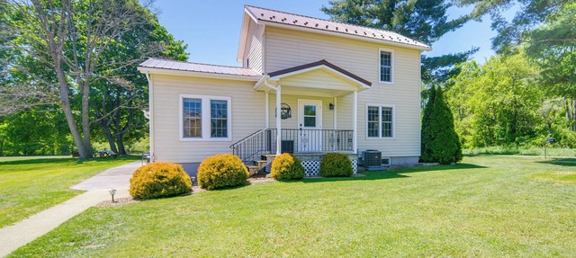 Pet-Friendly Centerville Home w/Fire Pit & Grill in Centerville
