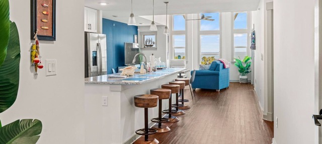 Pet-Friendly Waterfront Condo Near OBX Beaches in Grandy