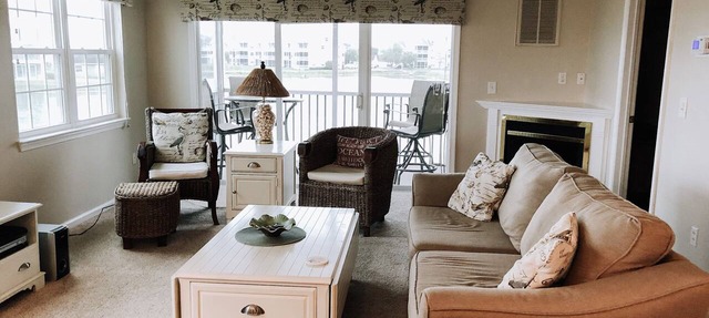 Pet-Friendly with Stunning Water Views in Bethany Bay - No Cleaning Fees in Ocean View
