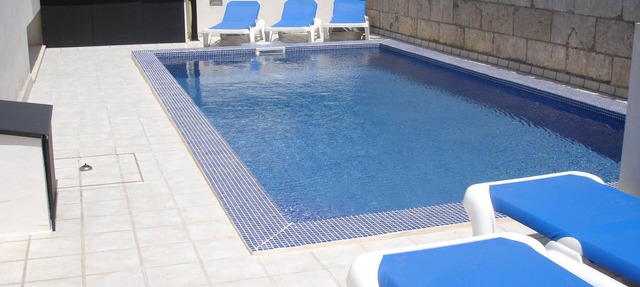 PICAFORT2, PRIVATE POOL, free wifi, beach, air conditioning, barbecue in IB