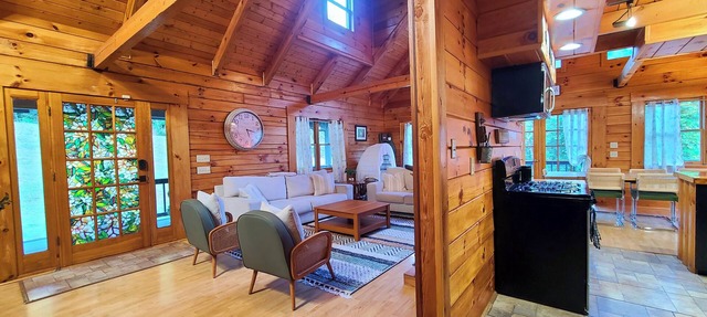 Pool - Fire Pit - RV Parking - Movie Theater - Arcade - Family Friendly in Stanton