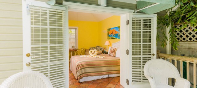 Poolside Studio Villa Steps from Duval! in Key West