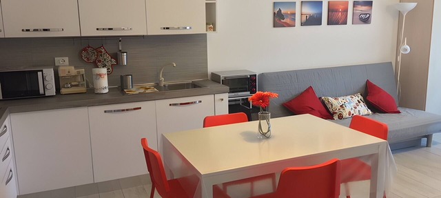 'Prestige Apartment' with Shared Pool and Private Garden in Marina di Bibbona
