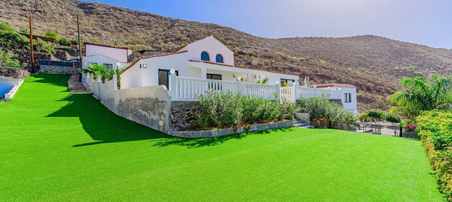 Pride & Joy Atlantic Villa in Santiago del Teide