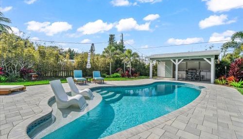 Private Pool, Backyard, and Steps to the Beach in Cocoa Beach