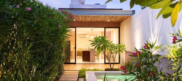 Private Pool Near Centro, Montejo & Zoo, 2BR in Mérida
