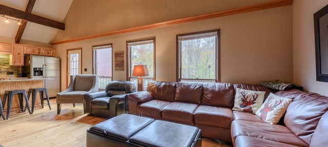 Relax at the Read Retreat-ready to host families all 4 seasons in Beech Mountain