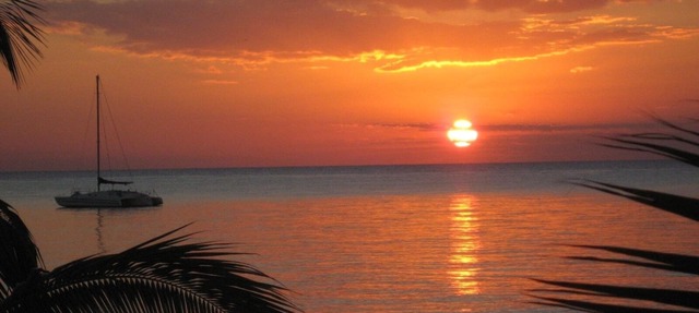 Romantic Beachfront Just 3 Steps on the Sandy Beach! in Cozumel