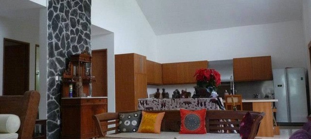 Ronia Mountain Villa Lembang in Lembang