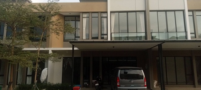 Rumah baru didallas pik 2 dan free pembantu. Banyak wisata kuliner, klub, mall in Banten