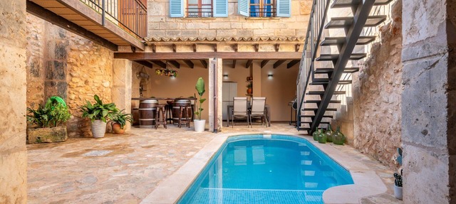 Rural House 'Cas Mercader' with Private Pool, Wi-Fi, and Air Conditioning in Algaida