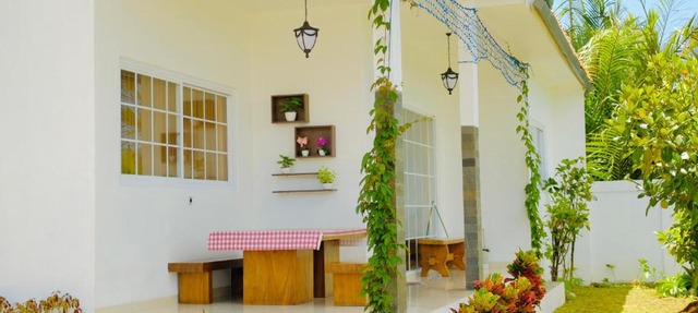 Saint Cottage River Side in Batukaras