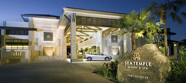 Sea Temple Port Douglas King Spa Studio, Free Wi Fi, Netflix in Port Douglas