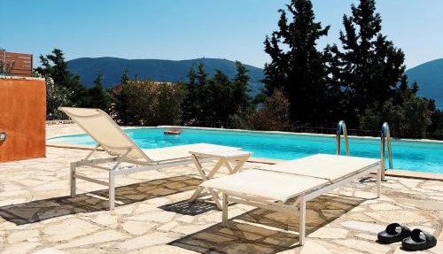 Sea View Villa Irene - Private Pool and Sunset Terrace in Evretí