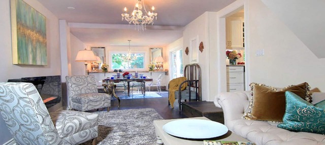 SHAKESPEARE COTTAGE BY THE LAKE In NOTL family friendly, total privacy. in Niagara on the Lake