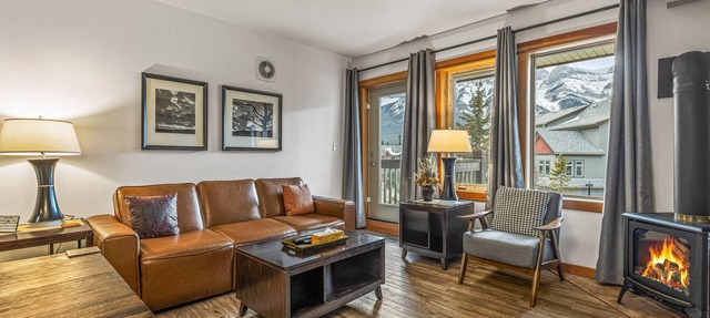 Side-by-Side Canmore Condos for 12🧡4 Bdrm/4Bath-Spectacular View☀️Pool/Hot Tub in Canmore