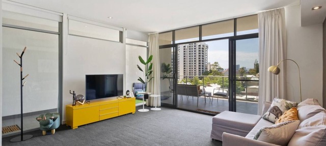 SkylineViews - Stylish 2BR Gem | Walk to WACA, River in Perth
