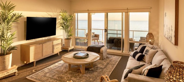 Sol Living Beach House in Hardwicke Bay