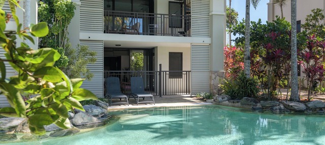 Sol Swim -Out Resort Apartment in Port Douglas