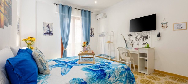 Sole e Amore Apartment with Balcony, Wi-Fi and Air Conditioning in Casteldaccia