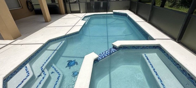 Spacious 4BR Villa with Private Pool Near Disney in Davenport