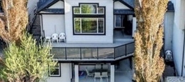 spacious affordable waterfront walkout lower floor villa in Calgary