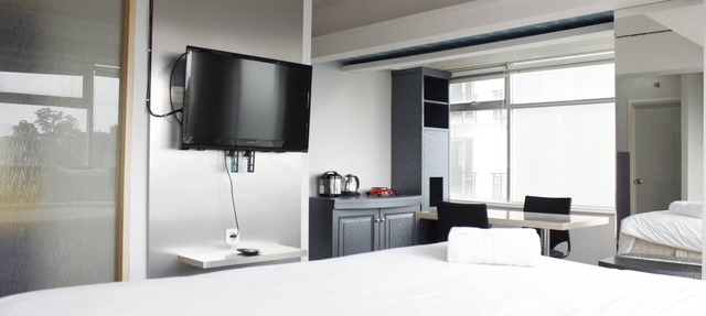 Spacious & Trendy Studio at Jarrdin Cihampelas Apartment in Bandung