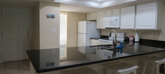 SPI Waterfront Getaway - Wake up to Ocean Views in South Padre Island