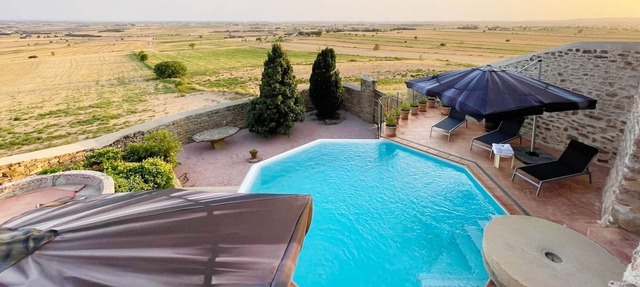 Step Back to the Medieval 16th Century just 1 hour from Barcelona Center! in Els Plans de Sió