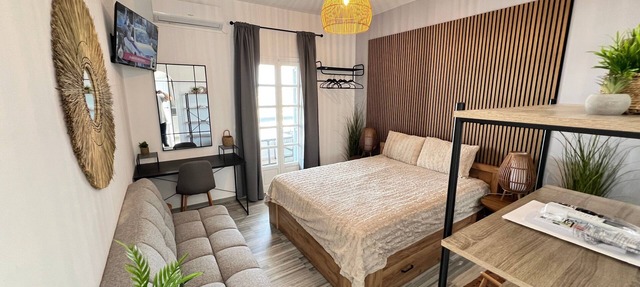 Studio 'Aeolian Blu 3' with Sea View, Wi-Fi and Air Conditioning in Paros