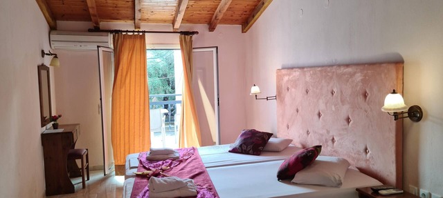 Studio "Galini Studios 2" Near the Beach with Wi-Fi, A/C & Balcony in Corfu