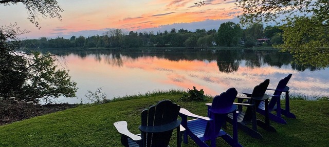 Stunning Century Riverfront Estate with sweeping waterfront views. in Napanee