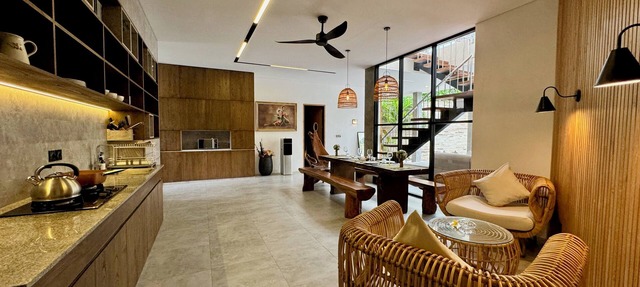Sukawati Beachside 2 Bedroom Villa Alice Private Pool Jacuzzi Ocean View in Bali