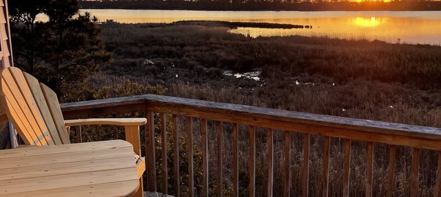Sunset Seaker - Sound front Condo with Pool in Kill Devil Hills