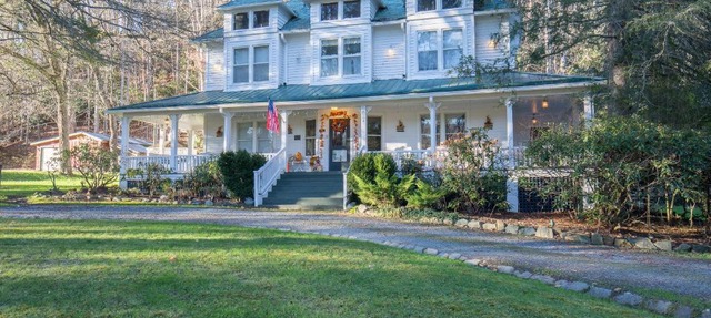 Taylor House Inn in Banner Elk
