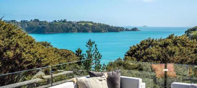 TEN TAWA | Oneroa | Be My Guest Waiheke in Oneroa