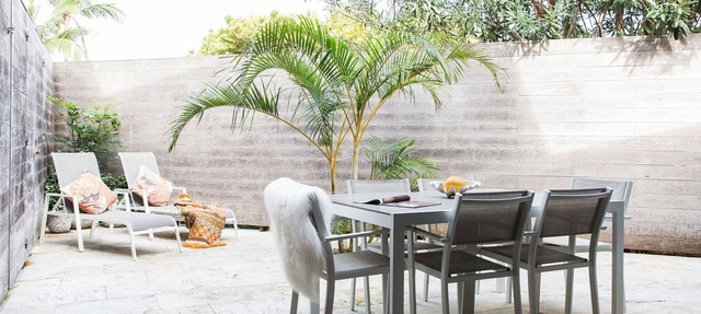 The Coconut Palm TWO - beach, cafes and pet friendly in Sunshine Beach