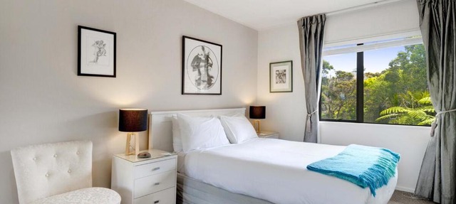 The Studio Modern Charm Peaceful Garden Surrounds in Auckland