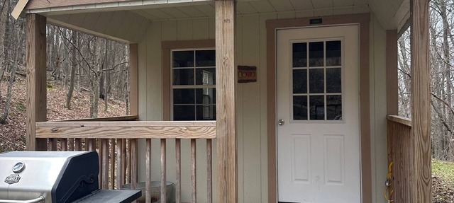 Tiny Home Off The Grid in Hamden