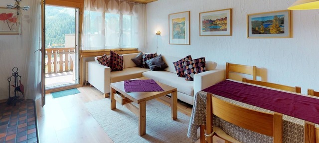 Traditional apartment house in an excellent, quiet location between St. in St. Moritz