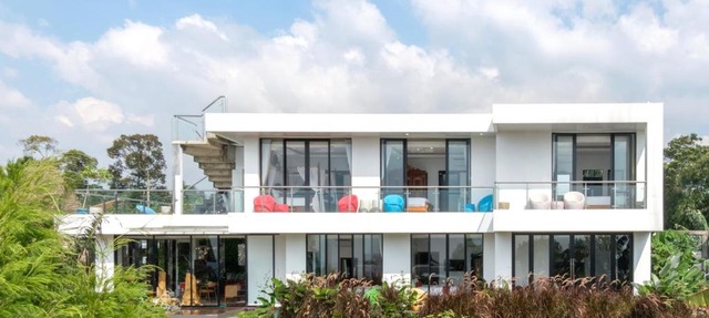 TwoSpaces Living at deRos Resort & Cafe, Bogor in Ciherangsating