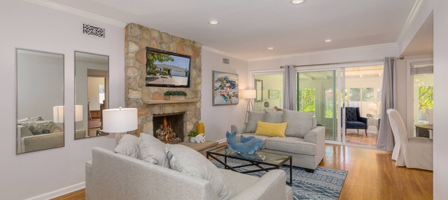 Updated Eastside home near Montecito w/HotTub, gated yard, 2 car garage, EV Chgr in Santa Barbara