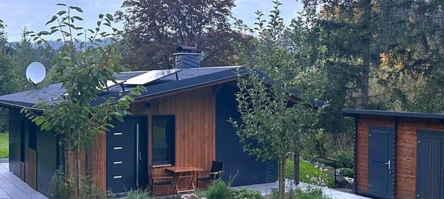 Vacation home by the forest - near Rennsteig, enjoy hiking, nature and comfort in Schleusingen