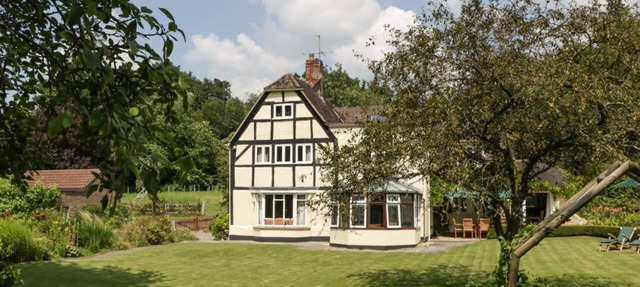 Valley House, Devizes in Devizes