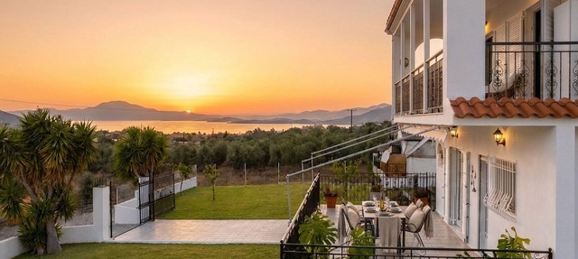 Villa Aelia Luxury Maisonette in ΑΙΑΝΤΕΙΟ ΣΑΛΑΜΙΝΑ