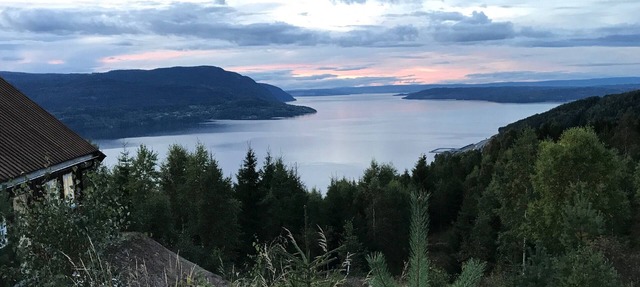 Villa & Annex Fjara 275m2 sleeps 32 guests only 30 min from Oslo Airport in Espa / Gardermoen