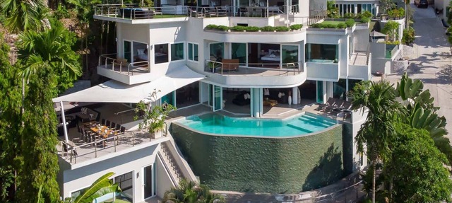 Villa Beyond 9 Bedrooms Seaview - Full Services in Tambon Choeng Thale