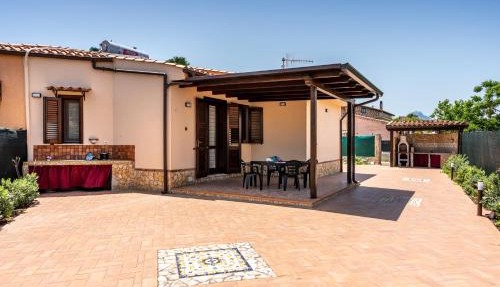 Villa Diamante in Campofelice di Roccella