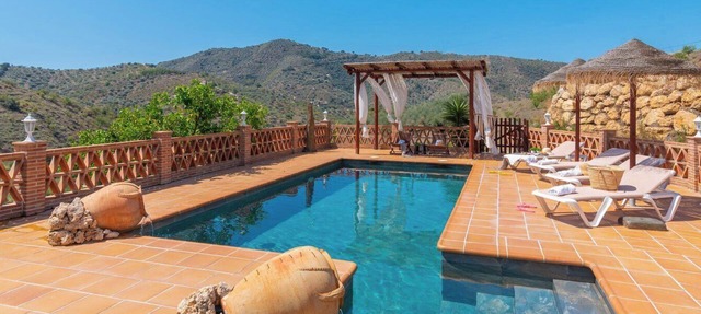 Villa Fuente Pinta Arenas by Ruralidays in Málaga