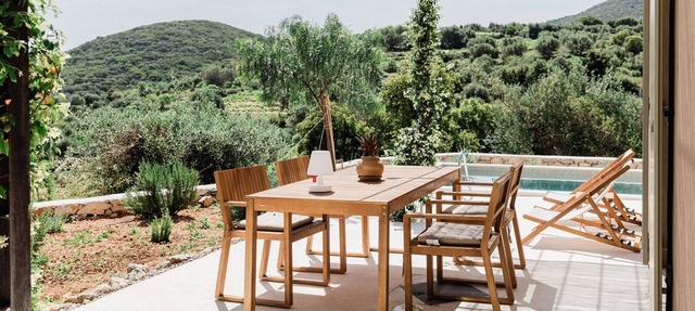 Villa Hydraline, 2 BDR, Private Pool and Garden, Furnished Terrace, Vathy,. in Ithaca